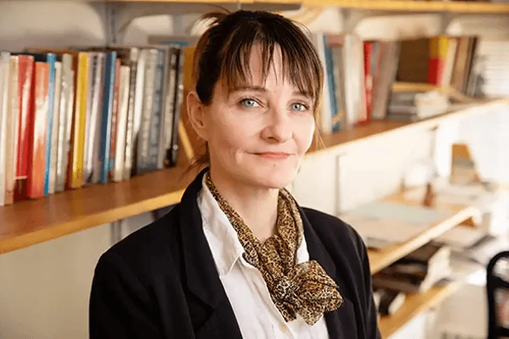 Illinois anthropology professor Ellen Moodie describes the agreement between current U.S. and Salvadoran administrations that has allowed hundreds of Venezuelan immigrants to be deported from the U.S. and detained in an El Salvador “terrorism confinement center.” (Photo by L. Brian Stauffer.)